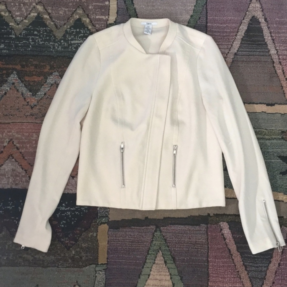 Bar III Women's Cream Jacket Zippers size S